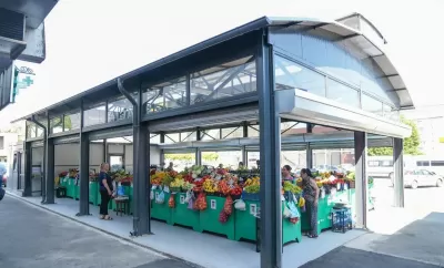 Foto: Piața de la „Ciupercă” s-a redeschis. Cum arată noua hală (Foto)