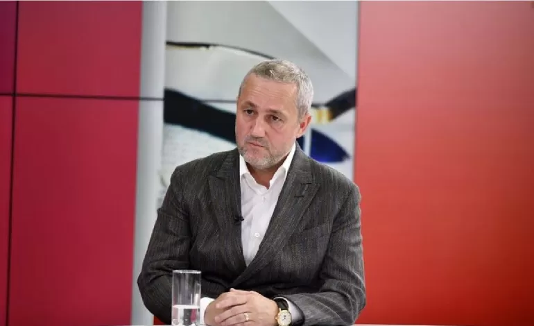 Foto: Mihai Rotaru: „Trebuie să ajutăm să aducem Știința sus”