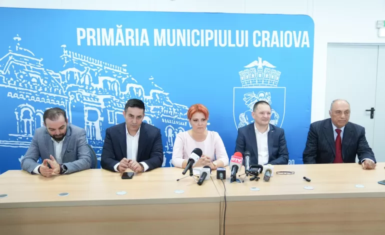 Foto: Lia Olguța Vasilescu și-a depus candidatura pentru un nou mandat de primar al Craiovei