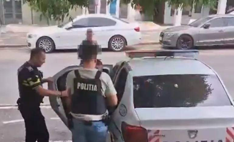 Foto: Un bărbat din Segarcea, reținut pentru ultraj după ce a amenințat un polițist