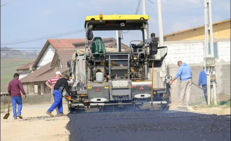 Foto: Severin: 43 de străzi în modernizare. Lucrările au fost reluate după sezonul rece