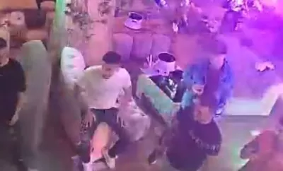 Foto: Bătăușii de la Buddha, dați în consemn la frontieră. Doi polițiști, martori la scandal, și-au luat tălpășița și nu au raportat incidentul