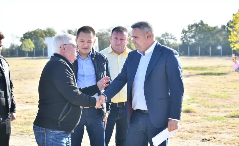 Foto: 4 milioane euro pentru centru colectare a legumelor și fructelor, la Dăbuleni