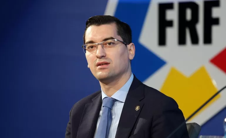 Foto: Burleanu a prins aripi după calificarea la EURO: „Ne dorim să fie cea mai bună generație din ultimii 20 de ani”