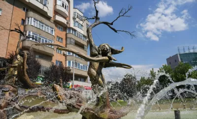 Foto: Artezienele din zona Pieței și English Park au fost pornite