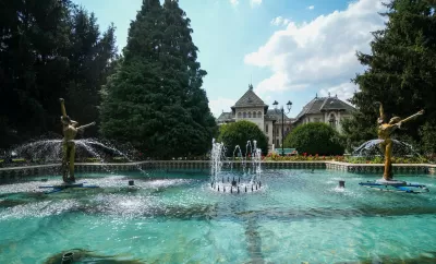 Foto: Artezienele din zona Pieței și English Park au fost pornite